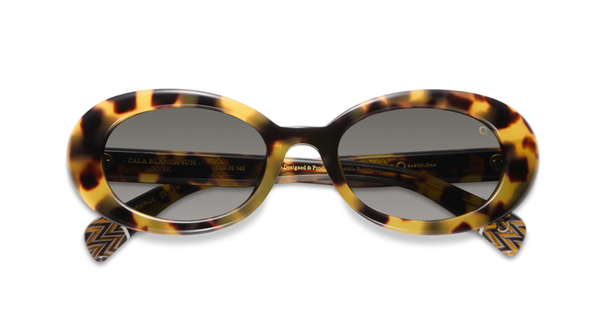 Cala Blanca Sun Sunglasses for Men and Women | Etnia Barcelona display picture 1